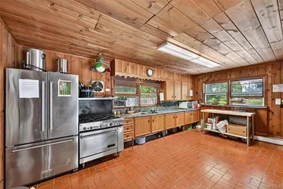 95 Collyer Avenue, New City, NY 10956 - Photo 32