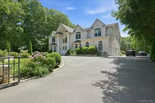8 Headley Way, Woodbury, NY 11797 - Photo 4
