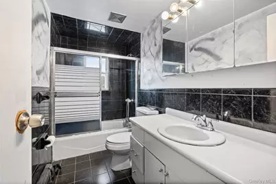2728 Concord Drive, East Meadow, NY 11554 - Photo 24