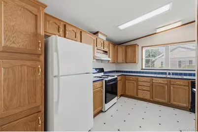1 Palm Circle, Poughkeepsie, NY 12603 - Photo 16