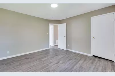 941 Provost Avenue, Bellport, NY 11713 - Photo 24