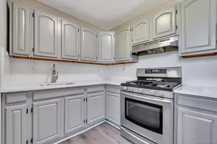 941 Provost Ave, Bellport, NY 11713 - Photo 16