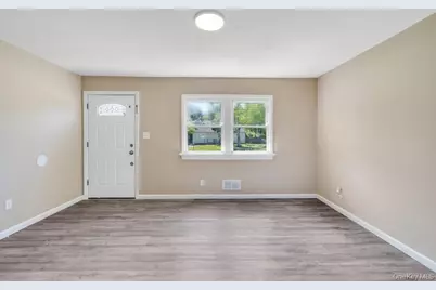 941 Provost Avenue, Bellport, NY 11713 - Photo 12