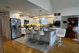 621 E Olive St, Long Beach, NY 11561 - Photo 2