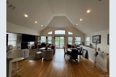 621 E Olive Street #2, Long Beach, NY 11561 - Photo 4