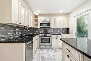 11 Mell Dr, North Babylon, NY 11703 - Photo 10