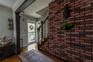 9 Croyden Ln, Hicksville, NY 11801 - Photo 6