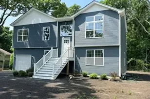 964 Sipp Ave, Medford, NY 11763 - Photo 2