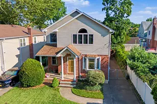 1602 Imperial Ave, New Hyde Park, NY 11040 - Photo 2