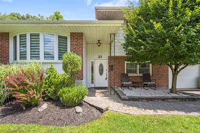 21 Echo Ridge Road, Airmont, NY 10952 - Photo 2