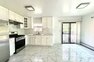 120-25 Ketch Ct, Flushing, NY 11356 - Photo 4