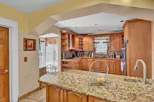 17 Shonnard Ave, Freeport, NY 11520 - Photo 10