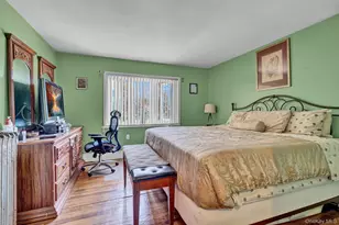 17 Shonnard Ave, Freeport, NY 11520 - Photo 14