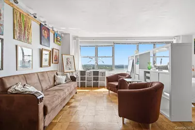 70-25 Yellowstone Boulevard #16R, Forest Hills, NY 11375 - Photo 16