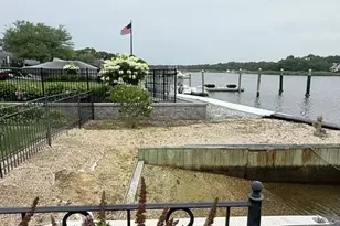131 Crystal Beach Blvd, Moriches, NY 11955 - Photo 18