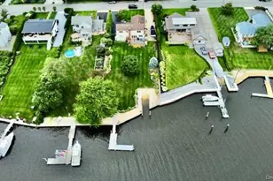 131 Crystal Beach Blvd, Moriches, NY 11955 - Photo 2