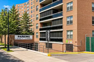 70-25 Yellowstone Blvd, Forest Hills, NY 11375 - Photo 30
