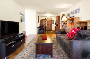 70-25 Yellowstone Blvd Yellowstone Blvd, Forest Hills, NY 11375 - Photo 6