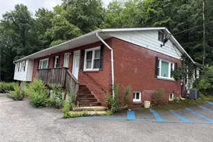 3 Brookside Ave, Chester, NY 10918 - Photo 2