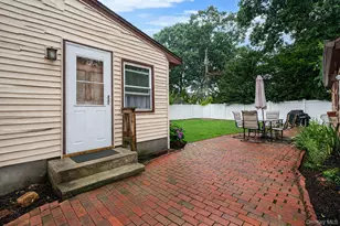 63 Lewis Rd, Merrick, NY 11566 - Photo 26