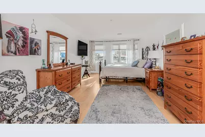 1490 Outlook Avenue #1D, Bronx, NY 10465 - Photo 8