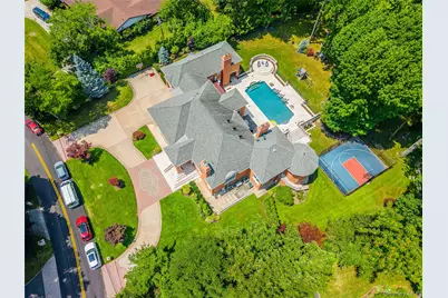 25 Lake Road, Great Neck, NY 11020 - Photo 10