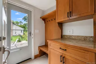2 Fox Ln, Shoreham, NY 11786 - Photo 14