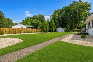 2 Fox Ln, Shoreham, NY 11786 - Photo 8