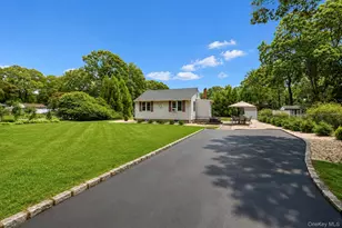 2 Fox Ln, Shoreham, NY 11786 - Photo 10