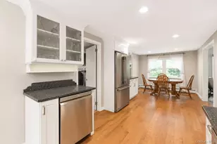 2 Fox Ln, Shoreham, NY 11786 - Photo 18