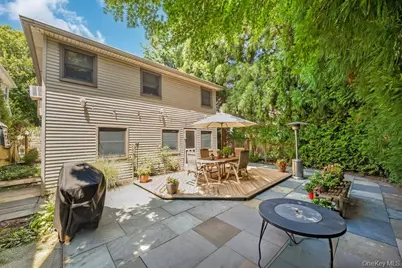 67 Cedar Place, Floral Park, NY 11001 - Photo 18