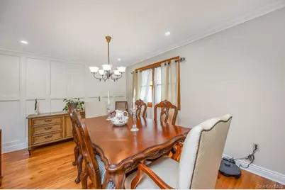67 Cedar Place, Floral Park, NY 11001 - Photo 4