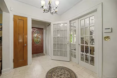 75 Sycamore Avenue, Mount Vernon, NY 10553 - Photo 6