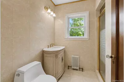 75 Sycamore Avenue, Mount Vernon, NY 10553 - Photo 20