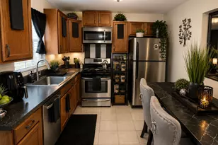 71 Arlington Pl, New York, NY 10303 - Photo 4