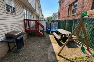 71 Arlington Pl, New York, NY 10303 - Photo 10