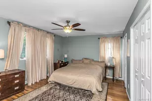 3 Windsor Pl, Melville, NY 11747 - Photo 16