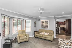 3 Windsor Pl, Melville, NY 11747 - Photo 12