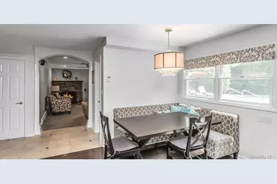 3 Windsor Place, Melville, NY 11747 - Photo 10