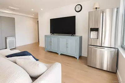 13119 Fowler Avenue #4C, Flushing, NY 11355 - Photo 2
