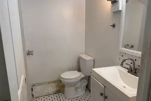 124 Ridgewood Ave, Holtsville, NY 11742 - Photo 20