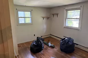 124 Ridgewood Ave, Holtsville, NY 11742 - Photo 12