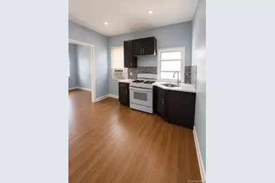172-21 Baisley Blvd, Jamaica, NY 11434 - Photo 4