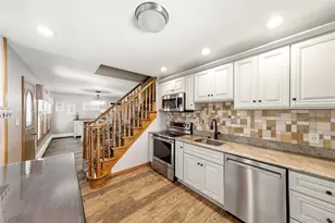 19 Tower Ln, Levittown, NY 11756 - Photo 10