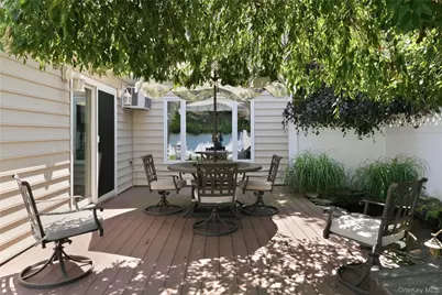19 Tower Lane, Levittown, NY 11756 - Photo 20