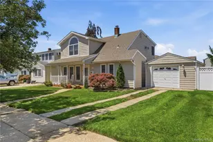 19 Tower Ln, Levittown, NY 11756 - Photo 2