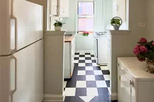 300 W 53rd St, New York, NY 10019 - Photo 14