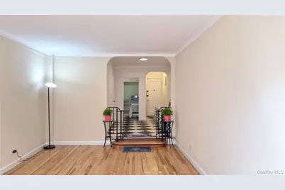 300 W 53rd Street #4K, New York, NY 10019 - Photo 2
