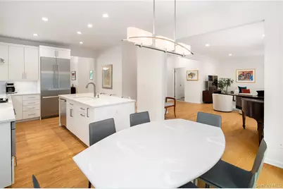 142 Woodbrook Road, White Plains, NY 10605 - Photo 8