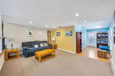 35 Jerold Street, Plainview, NY 11803 - Photo 6